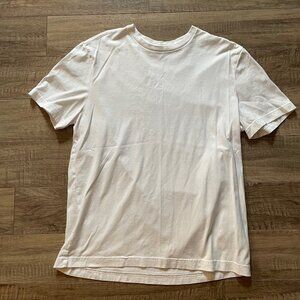 BUNDLE & SAVE! BANANA REPUBLIC 100% Supima cotton tee, Men's size L.